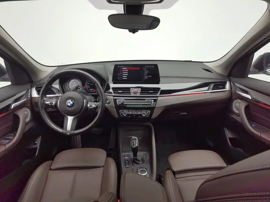 BMW X1 2022 sDrive25Li Leading Model купить на сайте DeffCars