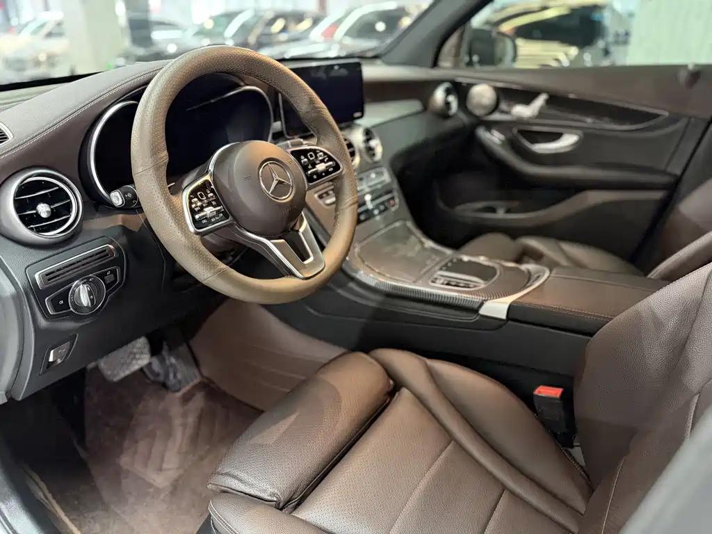 Mercedes-Benz GLC 2020 facelift GLC 260 L 4MATIC dynamic купить на сайте DeffCars