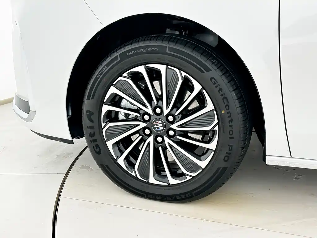 Buick GL8 New Energy 2025 Lu Shang First Edition 7 seats купить на сайте DeffCars