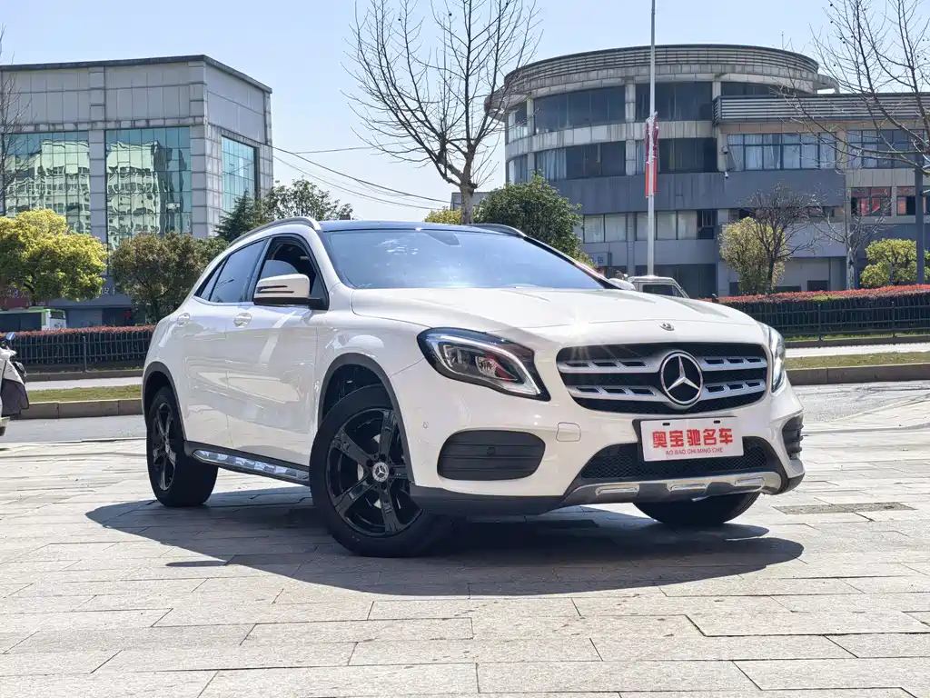 Mercedes-Benz GLA 2019 GLA 200 Fashion Model купить на сайте DeffCars