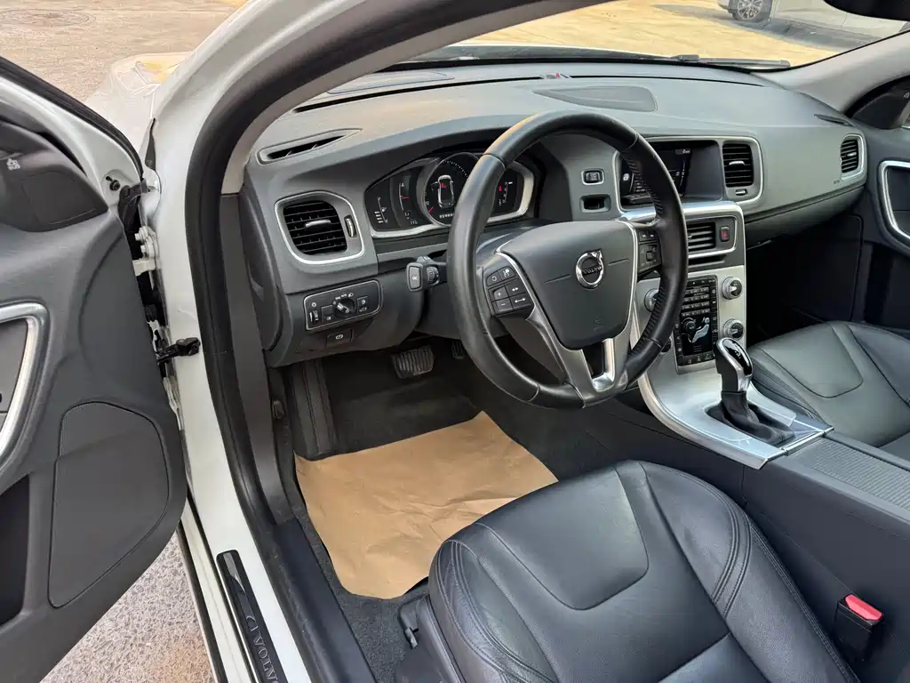 Volvo S60 2018 S60L T5 Zhiyu Enterprising Edition купить на сайте DeffCars