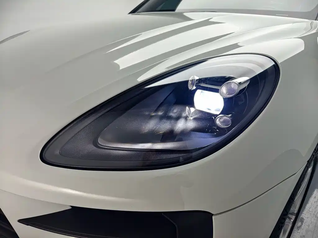 Macan 2021 2.0T купить на сайте DeffCars