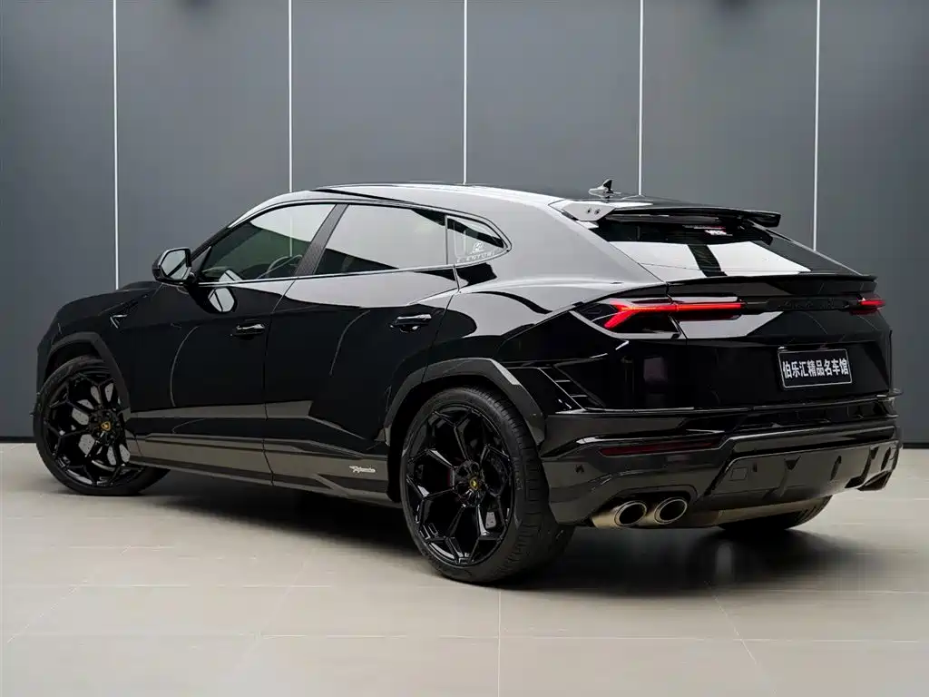 Urus 2022 4.0T V8 Performante купить на сайте DeffCars