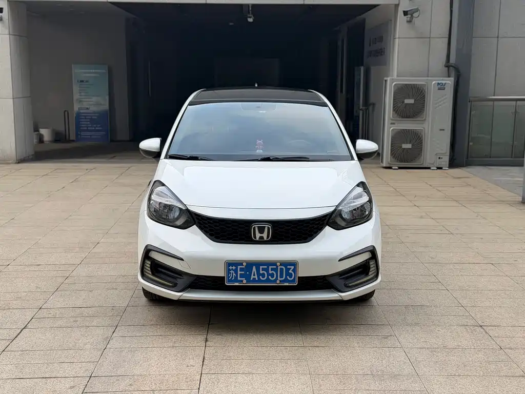 Fit 2021 1.5L CVT Trendy Edition купить на сайте DeffCars