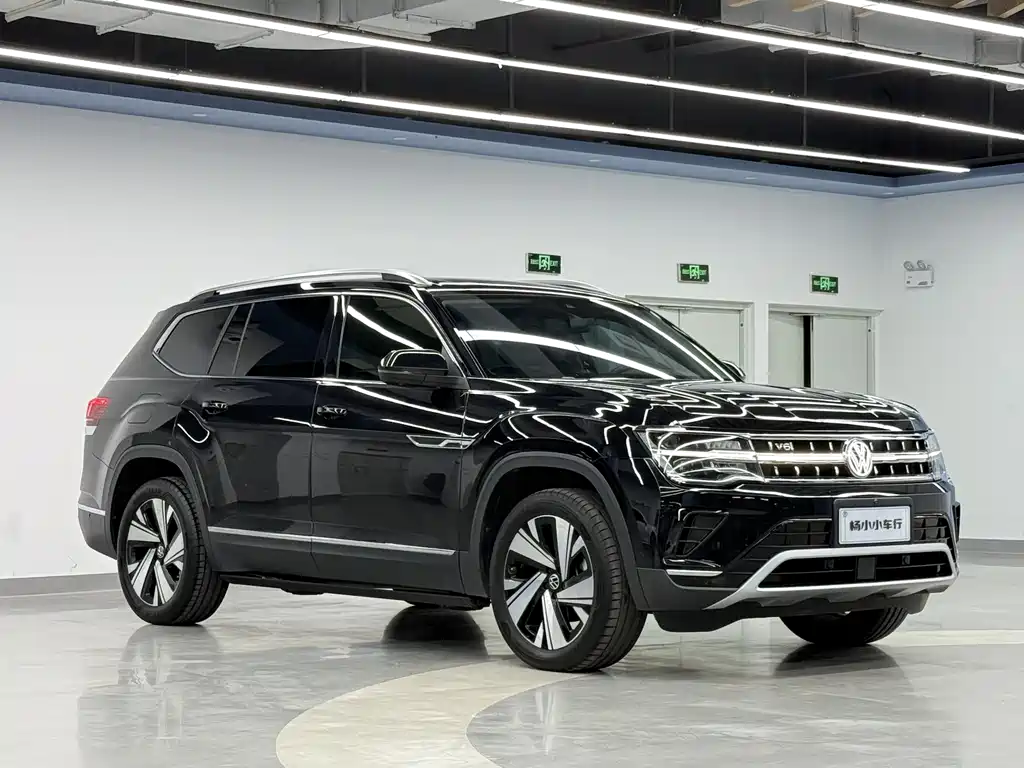 Touron 2023 530 V6 four-wheel drive luxury version купить на сайте DeffCars