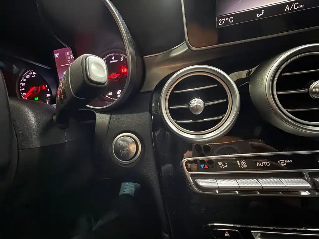 Mercedes-Benz GLC 2019 GLC 200 L 4MATIC купить на сайте DeffCars