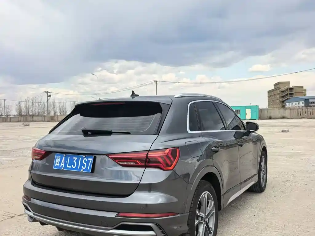 Audi Q3 2022 35 TFSI Fashionable and Dynamic купить на сайте DeffCars