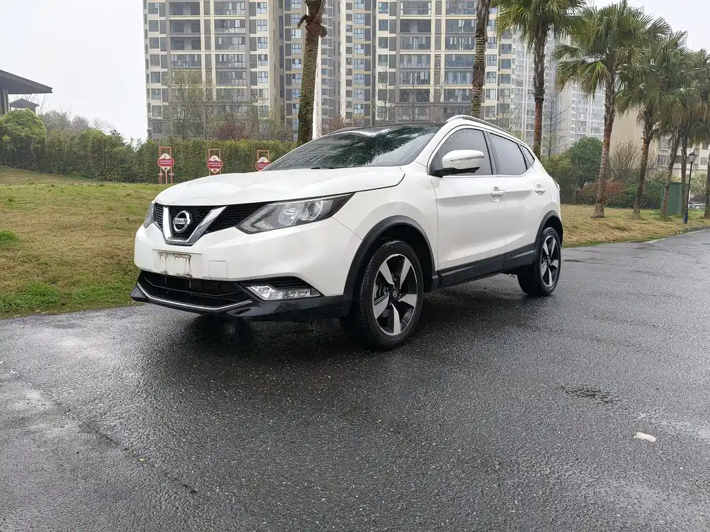 Qashqai 2017 2.0L CVT Deluxe Edition National V купить на сайте DeffCars