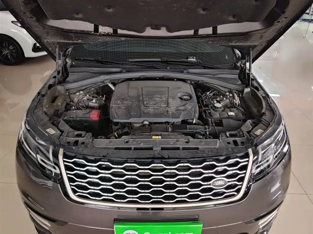 Range Rover Velar 2022 250PS Glitter Gold Collector’s Edition купить на сайте DeffCars