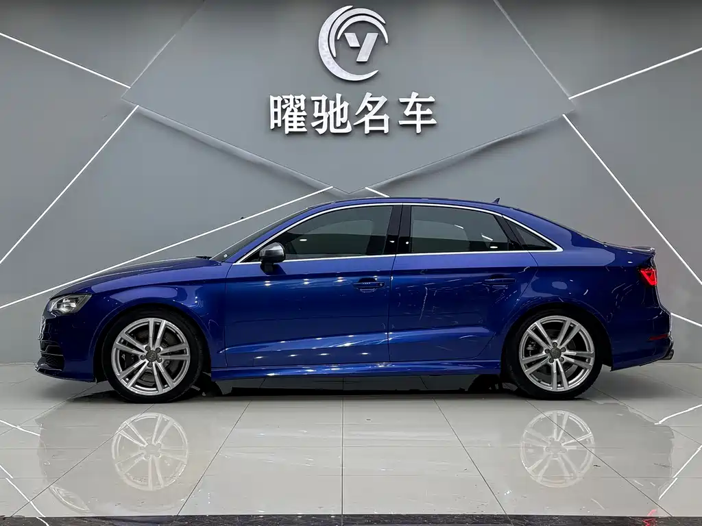 Audi S3 2015 S3 2.0T Limousine купить на сайте DeffCars