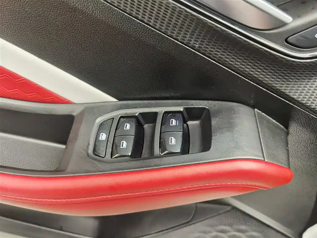 MG5 2022 180DVVT CVT Youth Deluxe Edition купить на сайте DeffCars