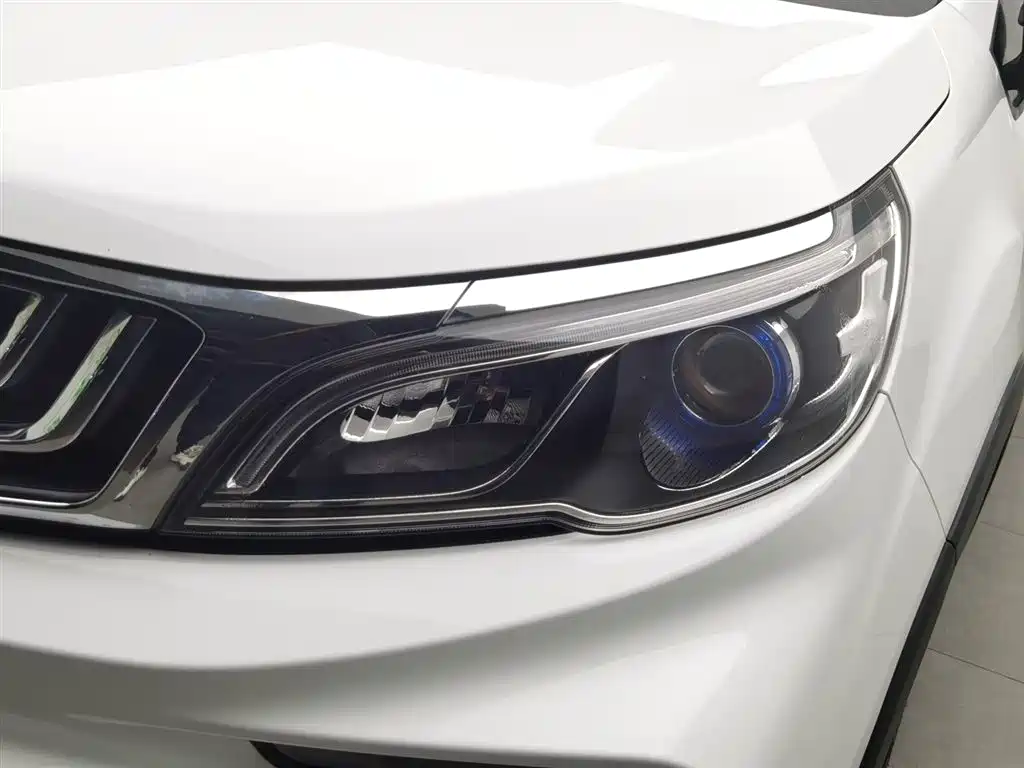 Vision X3 2020 1.5L Manual Elite купить на сайте DeffCars