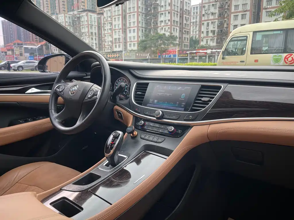LaCrosse 2016 28T luxury model купить на сайте DeffCars