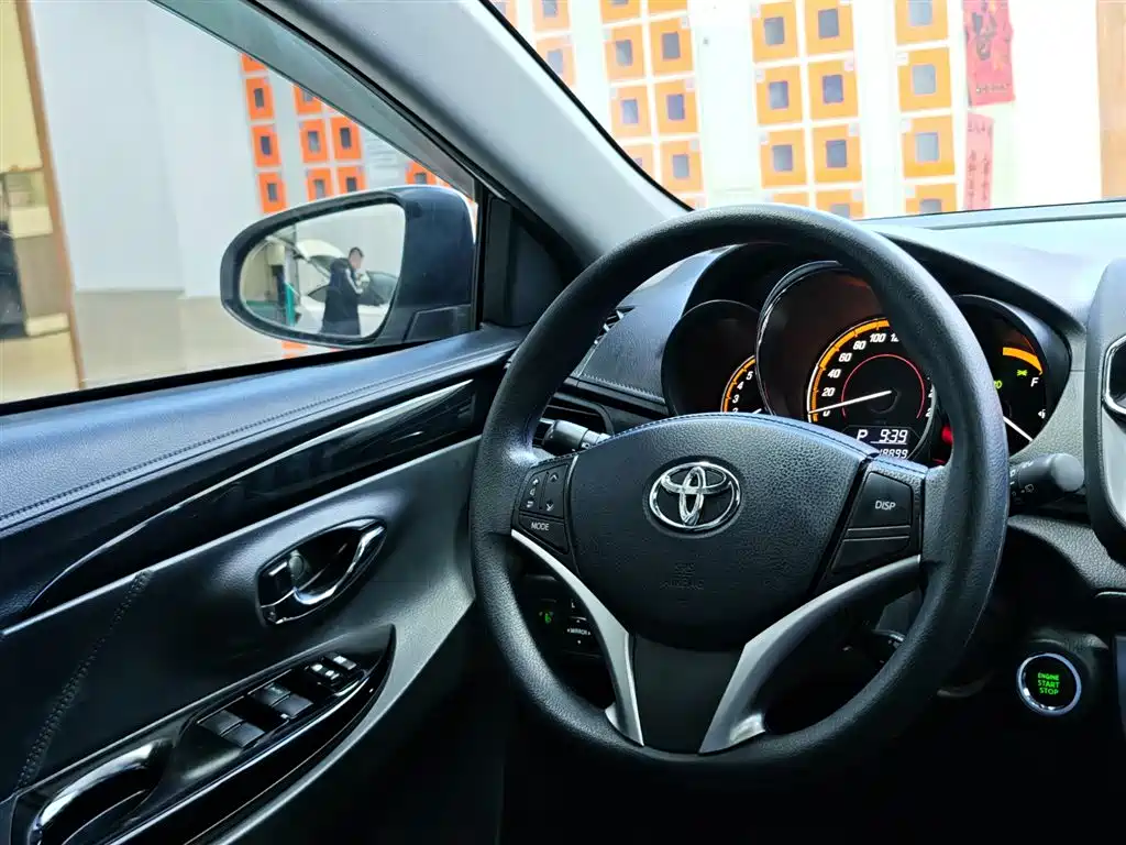 YARiS L Zhixuan 2021 Zhixuan X 1.5L CVT Premium Edition купить на сайте DeffCars