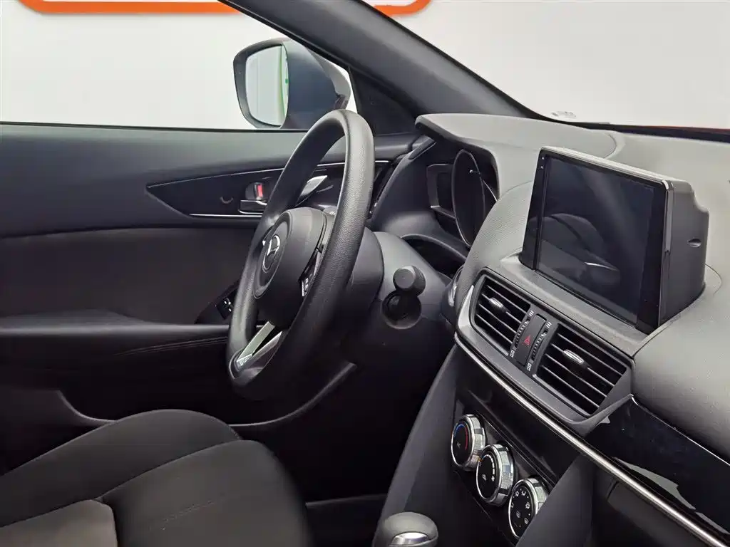 Mazda CX-4 2021 2.0L automatic two-wheel drive Blue Sky Vitality Edition купить на сайте DeffCars