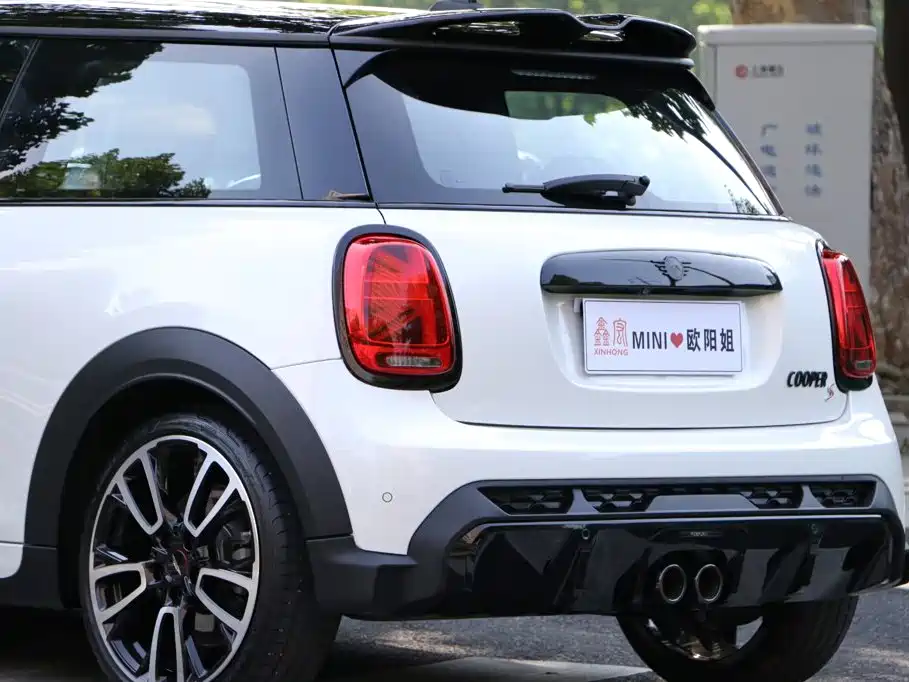 MINI 2023 facelift 2.0T COOPER S racing driver купить на сайте DeffCars