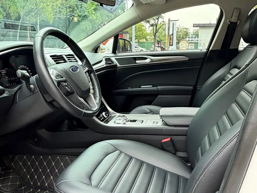 Mondeo 2020 EcoBoost 180 Luxury купить на сайте DeffCars