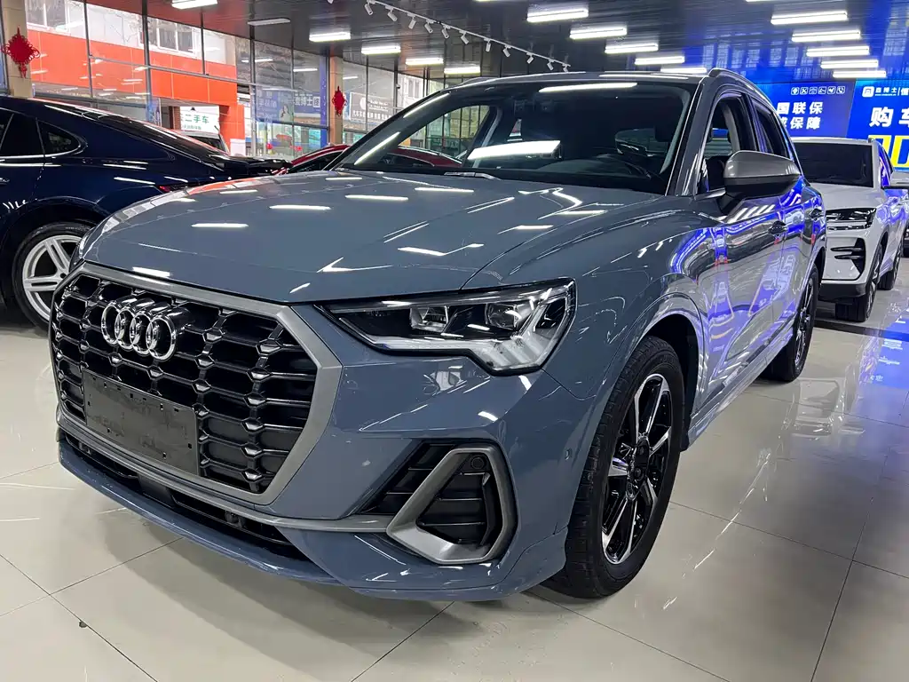 Audi Q3 2022 40 TFSI RS Kit Burning Speed ​​Type купить на сайте DeffCars