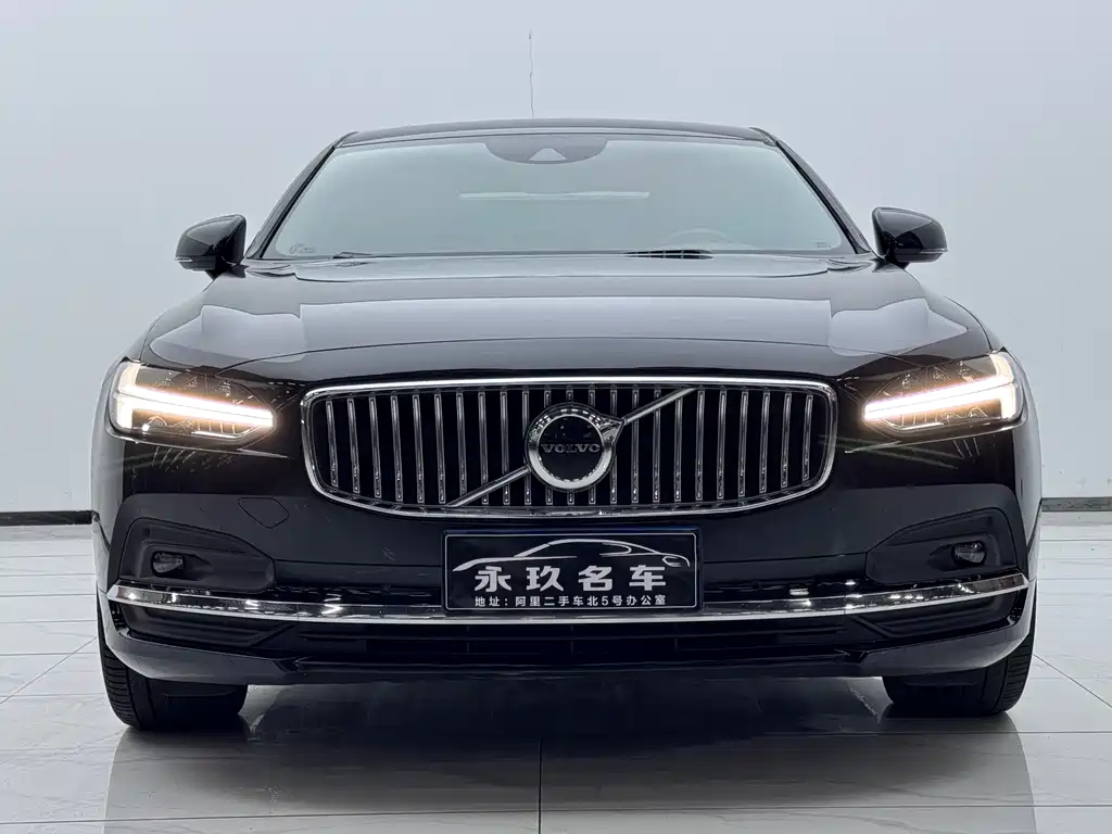 Volvo S90 2021 B5 Zhiyi Luxury Edition купить на сайте DeffCars