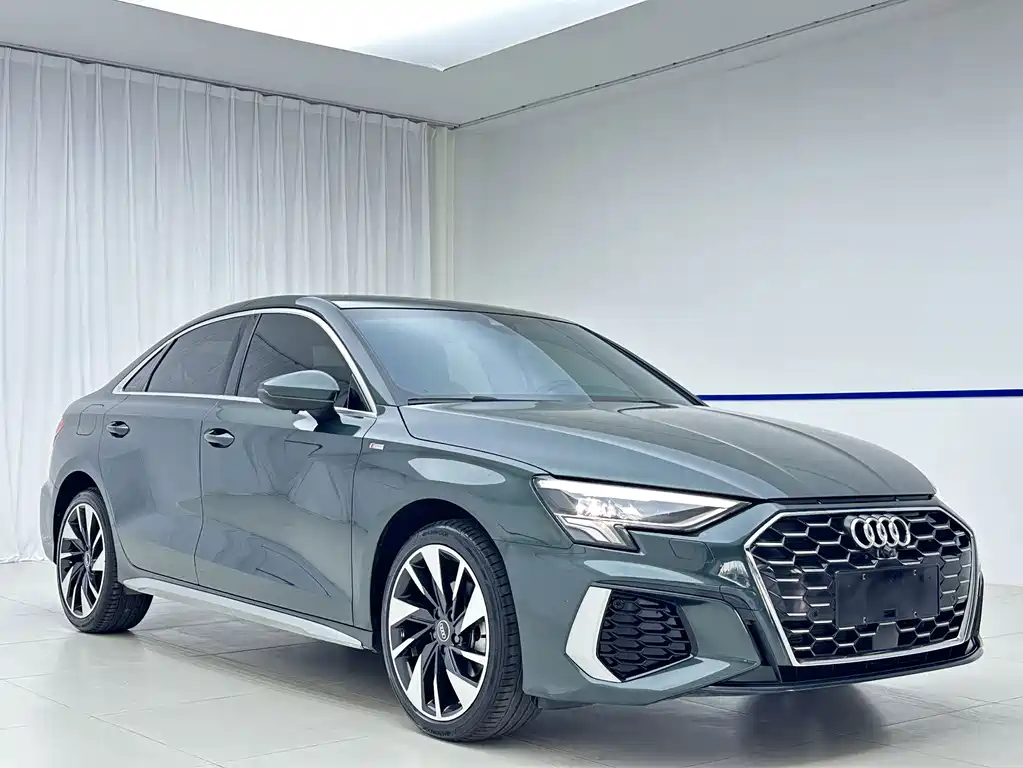 Audi A3 2023 facelift A3L Limousine 35 TFSI fashionable and sporty купить на сайте DeffCars