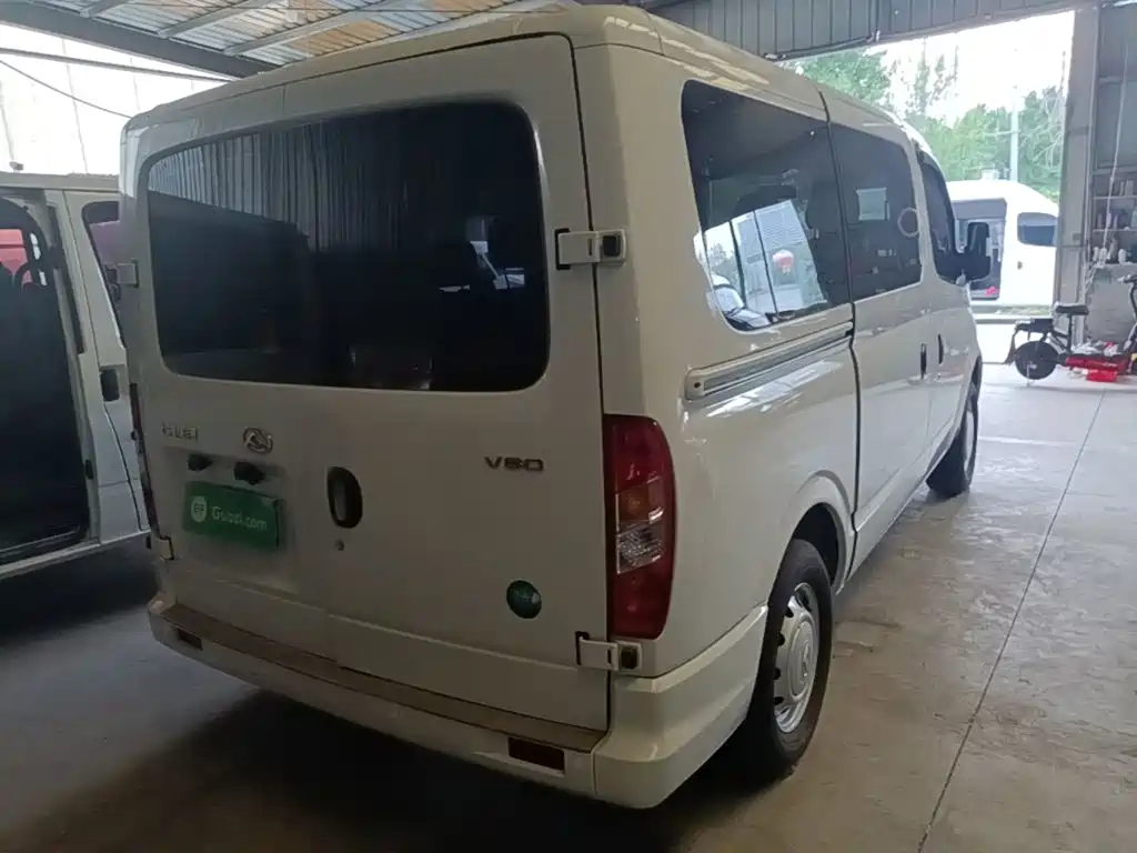 Xintu V80 2023 model 2.0T manual classic Aoyuntong short-axis ultra-low roof 7/8/9 seats купить на сайте DeffCars