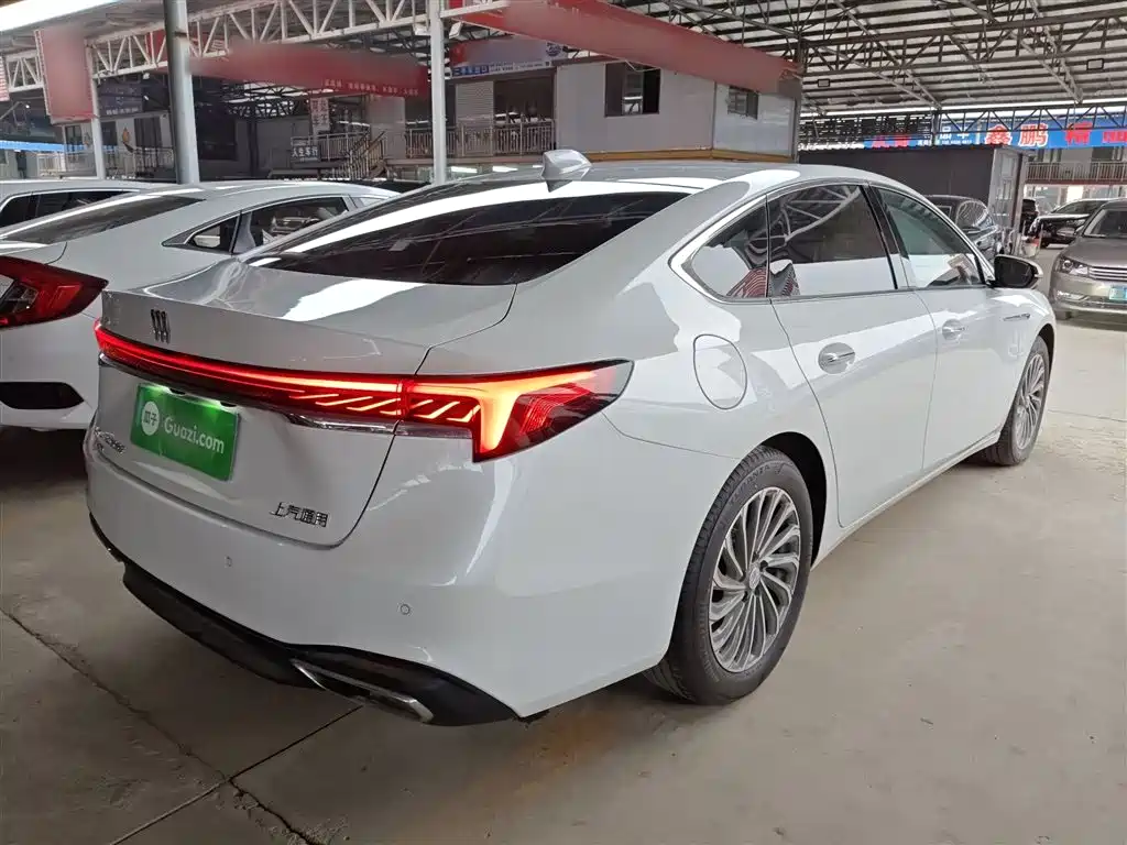 LaCrosse 2023 28T Yuezun Edition купить на сайте DeffCars