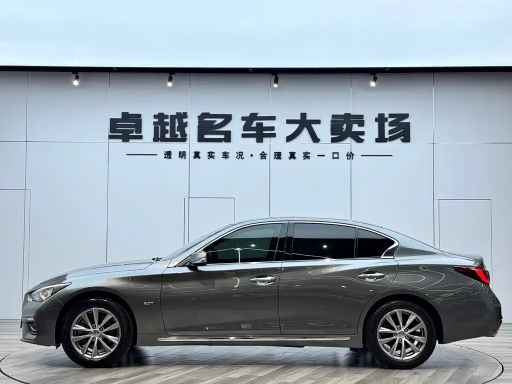 Infiniti Q50L 2018 2.0T Comfort Edition National V купить на сайте DeffCars