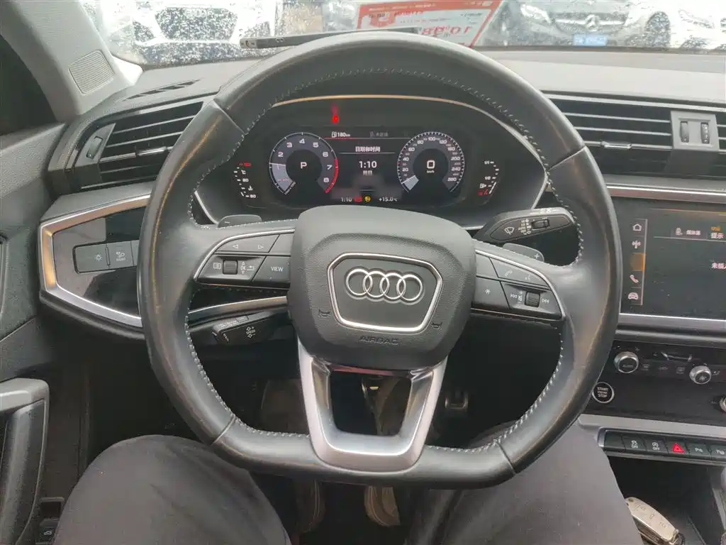 Audi Q3 2021 35 TFSI Advanced Life Edition купить на сайте DeffCars