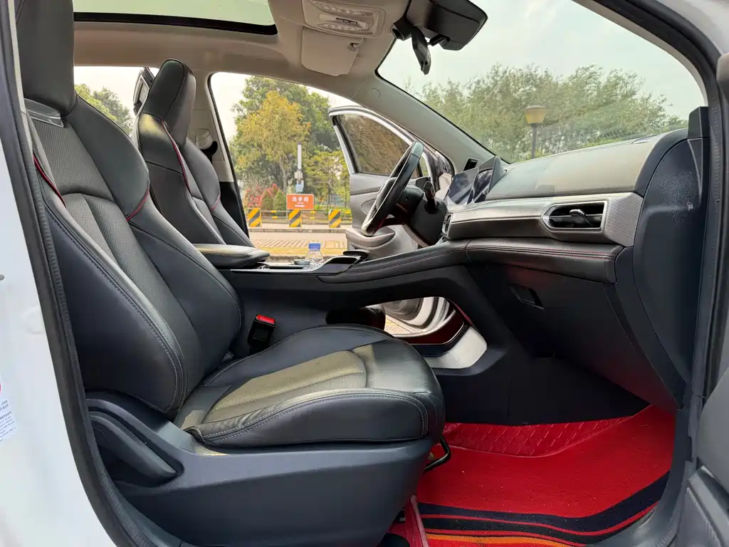 Changan UNI-T 2020 1.5T premium model купить на сайте DeffCars