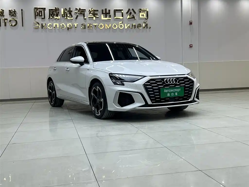 Audi A3 2023 facelift Sportback 35 TFSI luxury sports model купить на сайте DeffCars