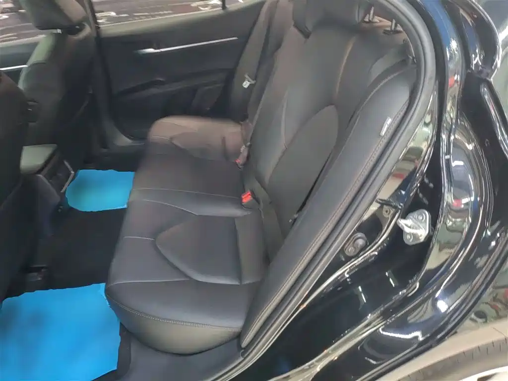 Camry 2021 2.0G Deluxe Edition купить на сайте DeffCars