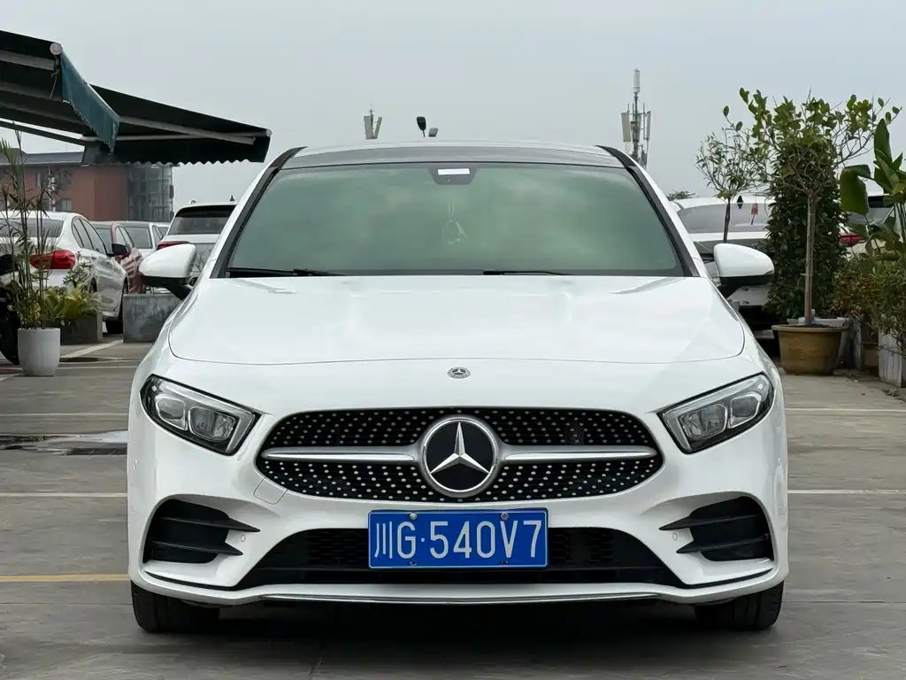 Mercedes-Benz A-Class 2019 A 200 L Sports Sedan купить на сайте DeffCars