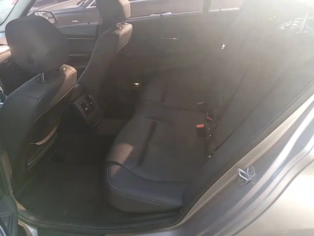 BMW 3 Series 2016 320Li Fashion Model купить на сайте DeffCars