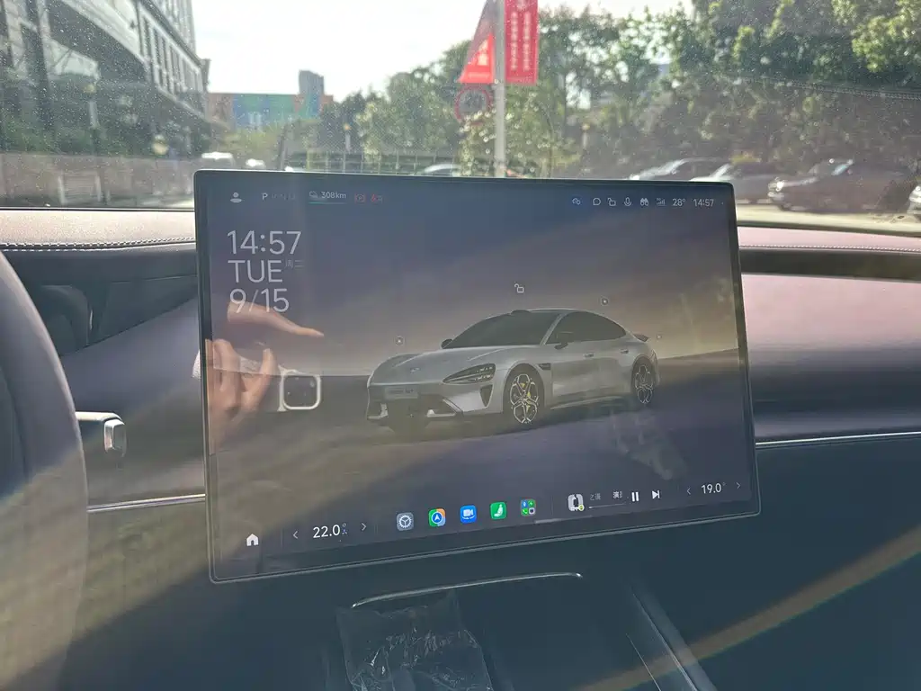 Xiaomi SU7 2026 rear drive Pro version купить на сайте DeffCars