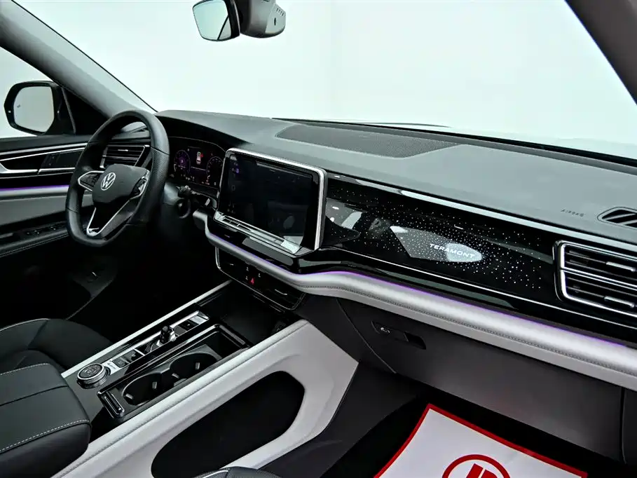 Touron 2024 380TSI four-wheel drive luxury version купить на сайте DeffCars
