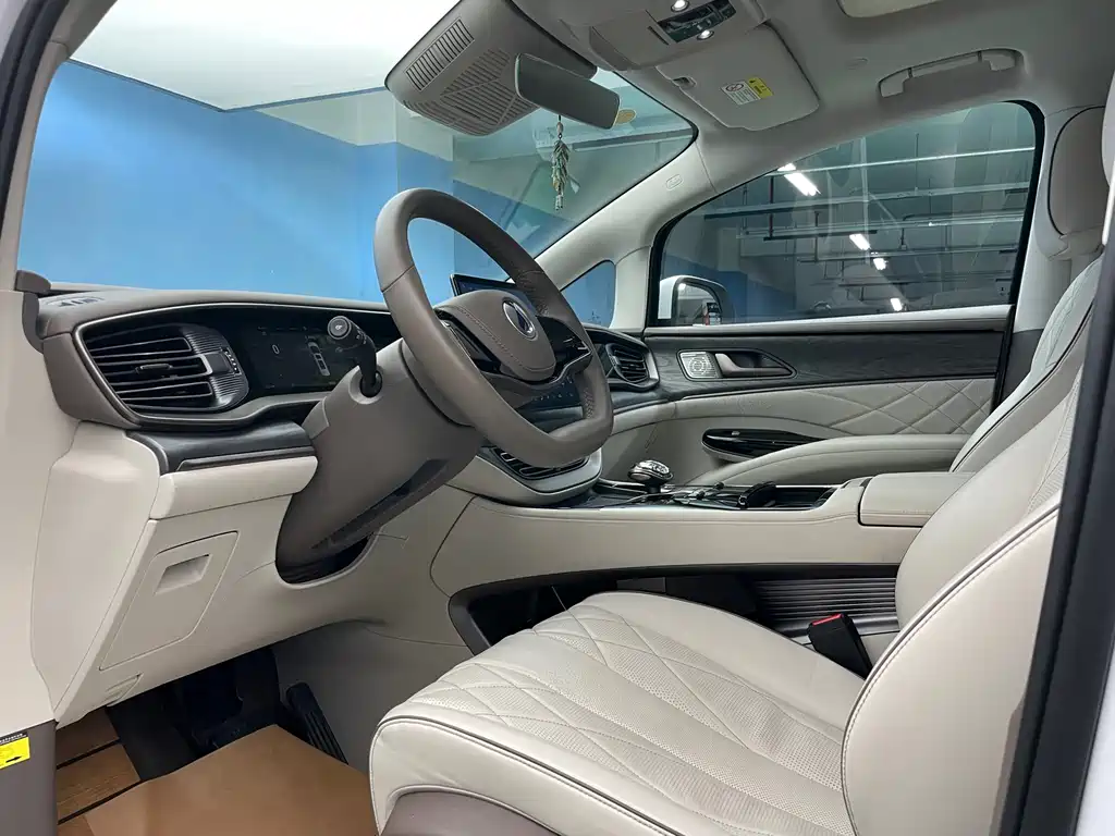 Denza D9 2022 DM-i 1040 Premium Type купить на сайте DeffCars