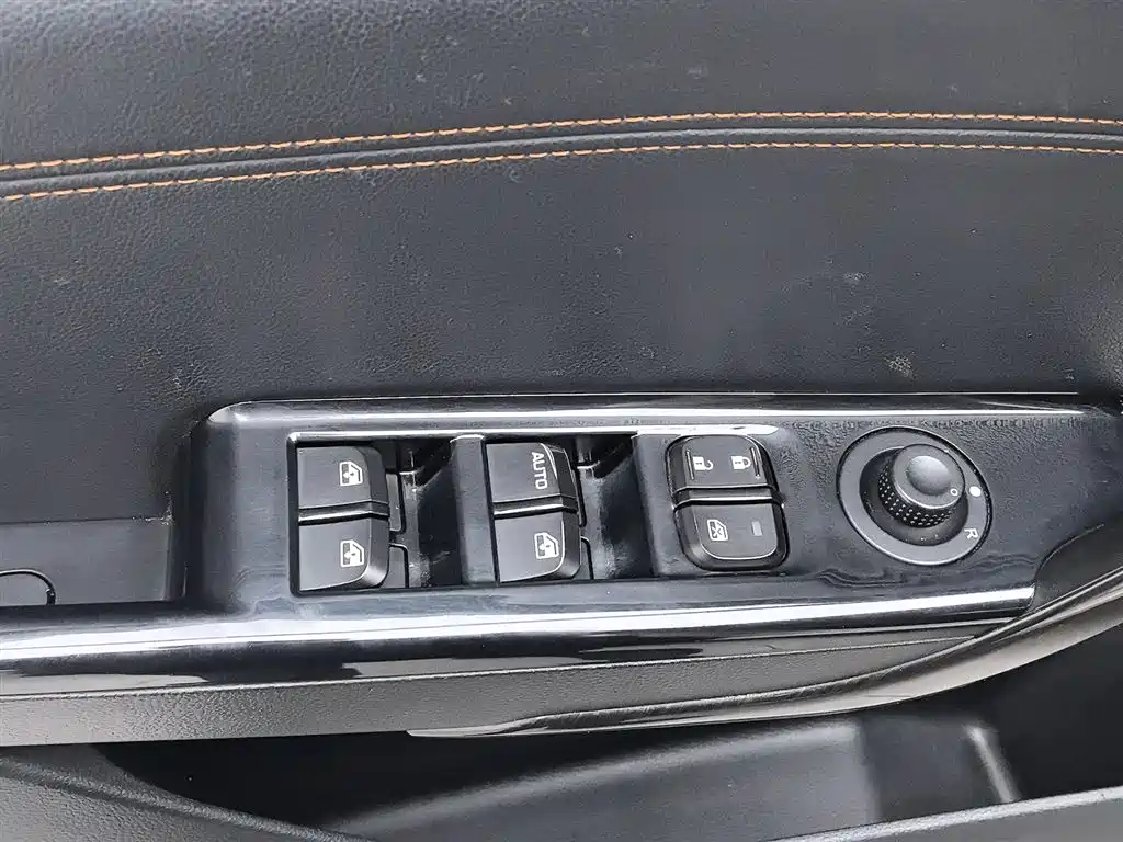 Baojun 310 2016 1.2L manual luxury model купить на сайте DeffCars