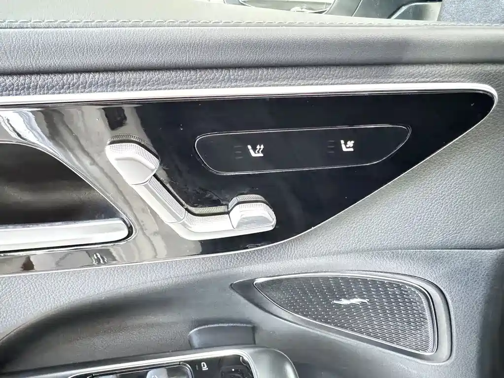 Mercedes-Benz C-Class 2023 C 260 L Sports Edition купить на сайте DeffCars