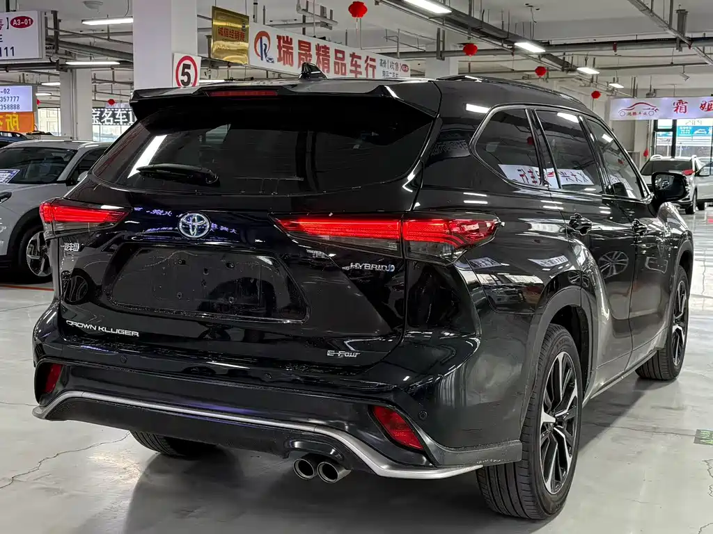 Crown Lufang 2022 2.5L HEV four-wheel drive luxury version купить на сайте DeffCars