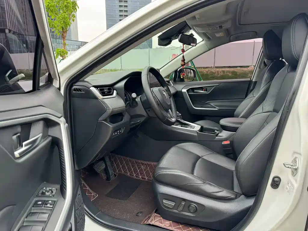 Wilanda 2020 Dual Engine 2.5L E-CVT Two-wheel Drive Deluxe Edition купить на сайте DeffCars