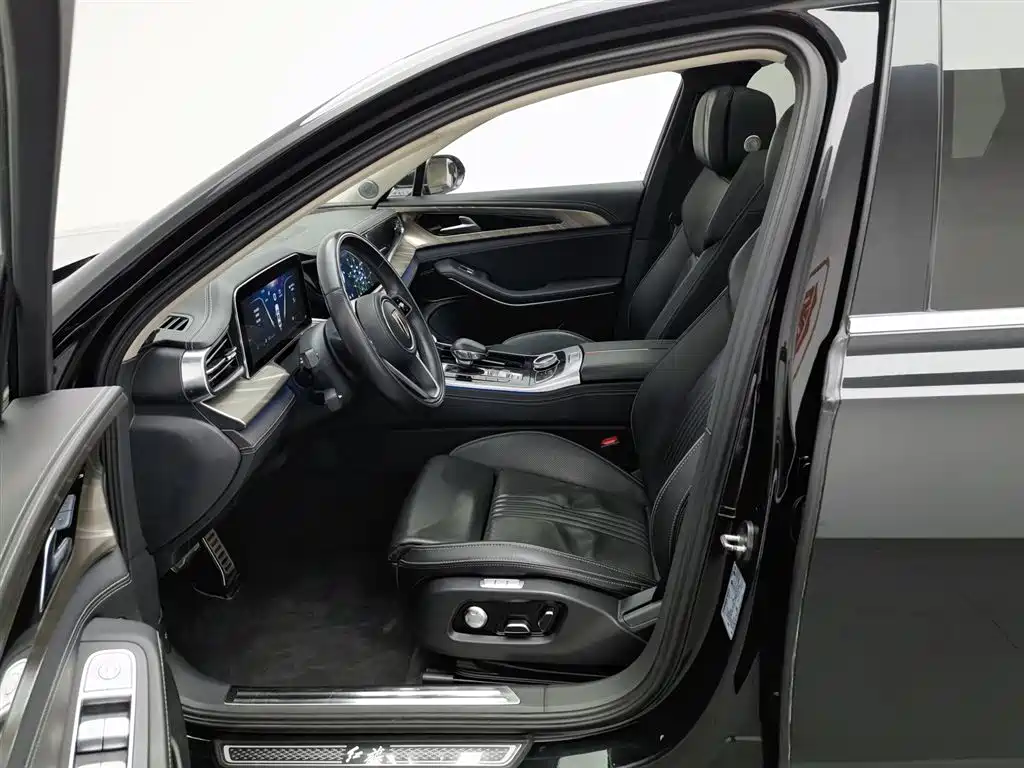 Hongqi H9 2020 2.0T Zhilian Flagship Edition купить на сайте DeffCars