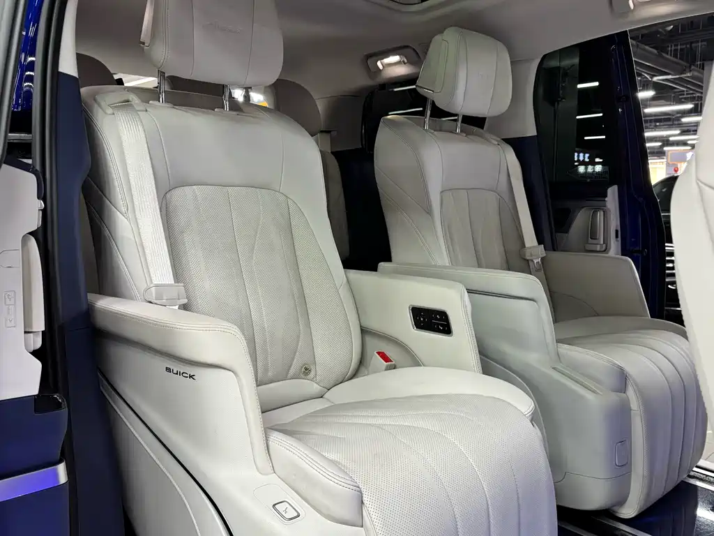 Buick GL8 New Energy 2024 Lu Zun Luxury Edition 7 seats купить на сайте DeffCars
