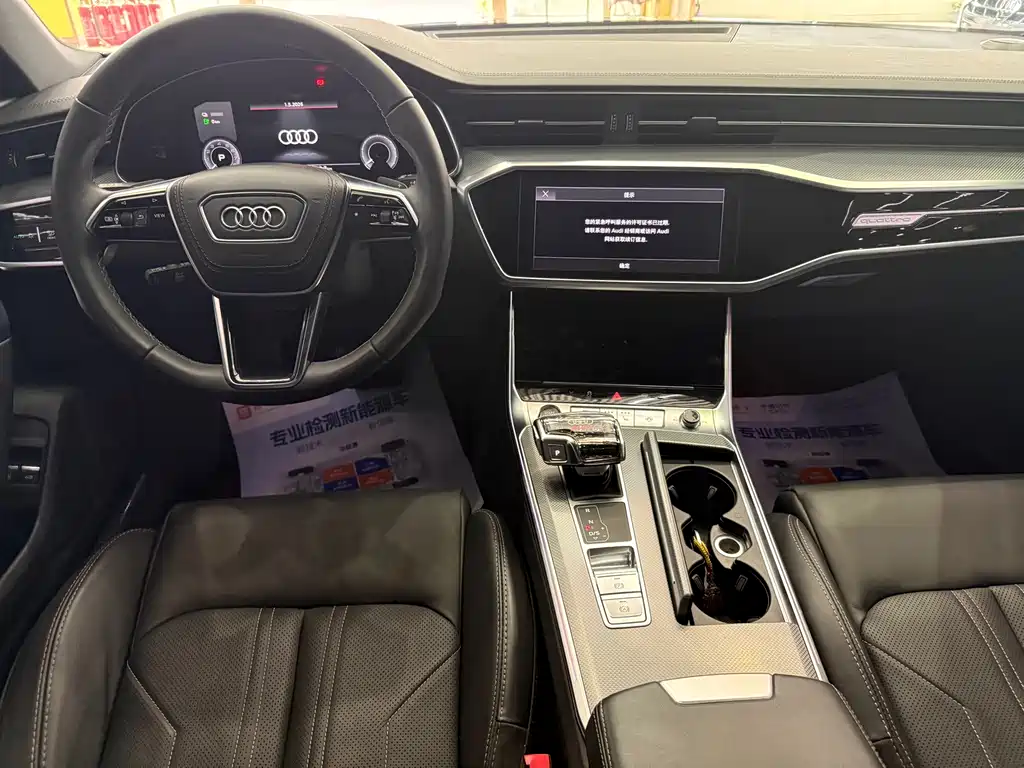 Audi A6L New Energy 2022 55 TFSI e quattro купить на сайте DeffCars