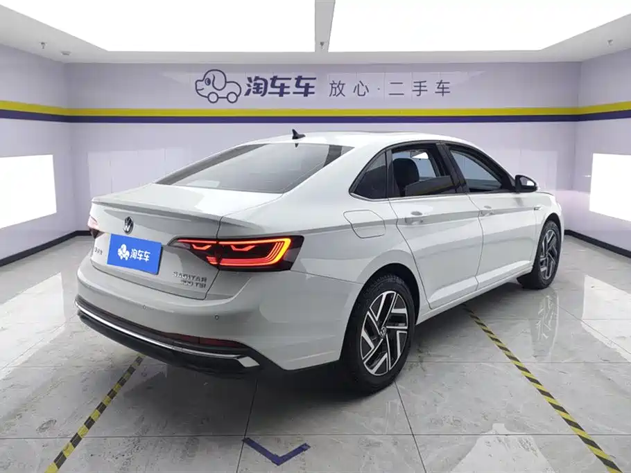 Sagitar 2024 300TSI DSG Flyover Edition купить на сайте DeffCars