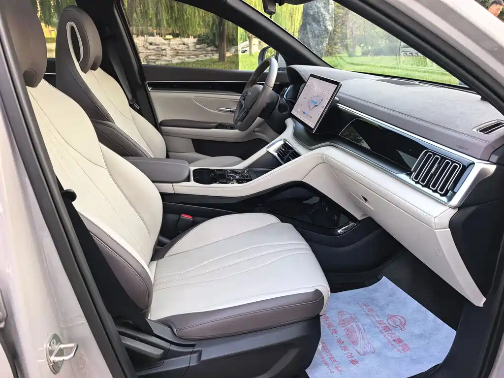 Song PLUS New Energy 2025 DM-i 112KM Premium Model купить на сайте DeffCars