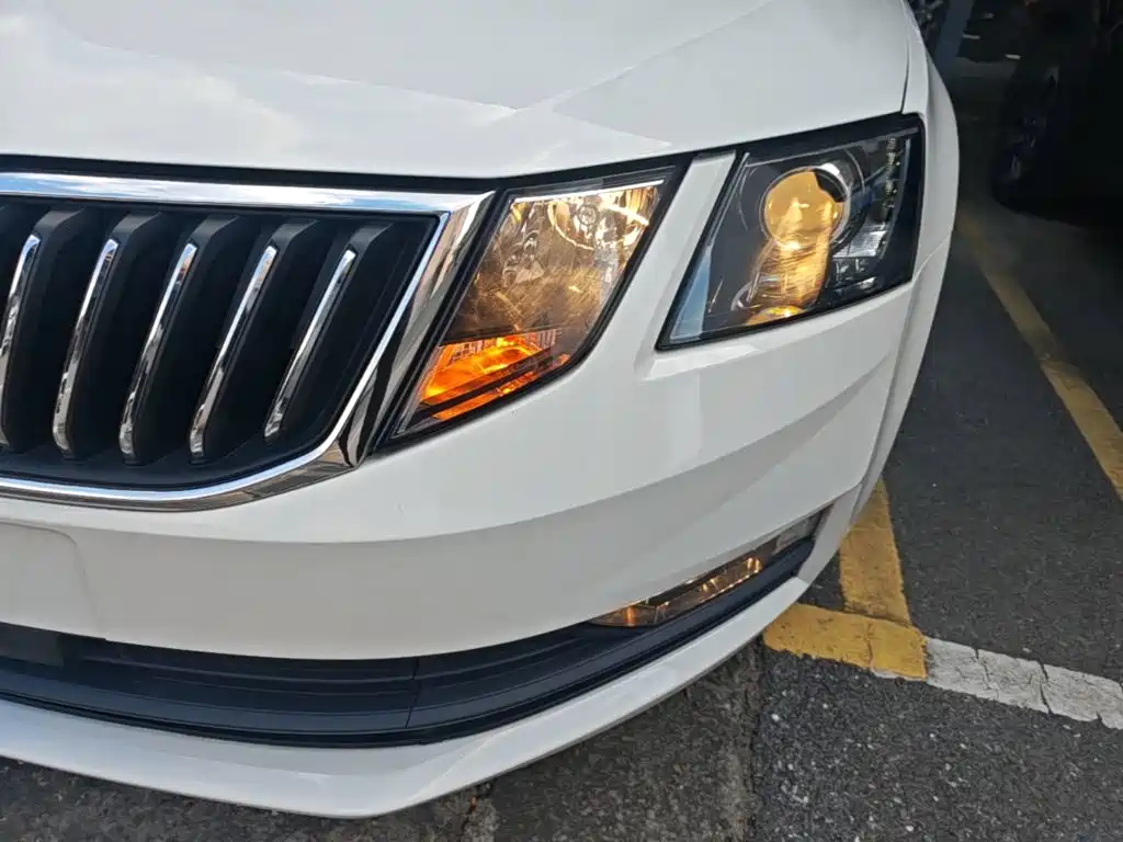 Octavia 2022 1.5L Automatic Comfort Edition купить на сайте DeffCars