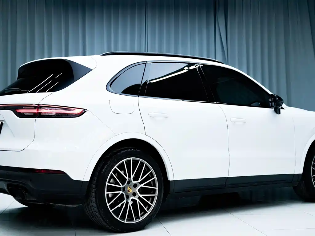 Cayenne 2023 Cayenne 3.0T Platinum Edition купить на сайте DeffCars
