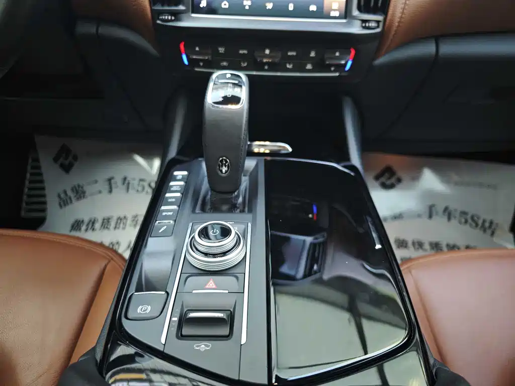 Levante 2021 3.0T Standard Edition купить на сайте DeffCars
