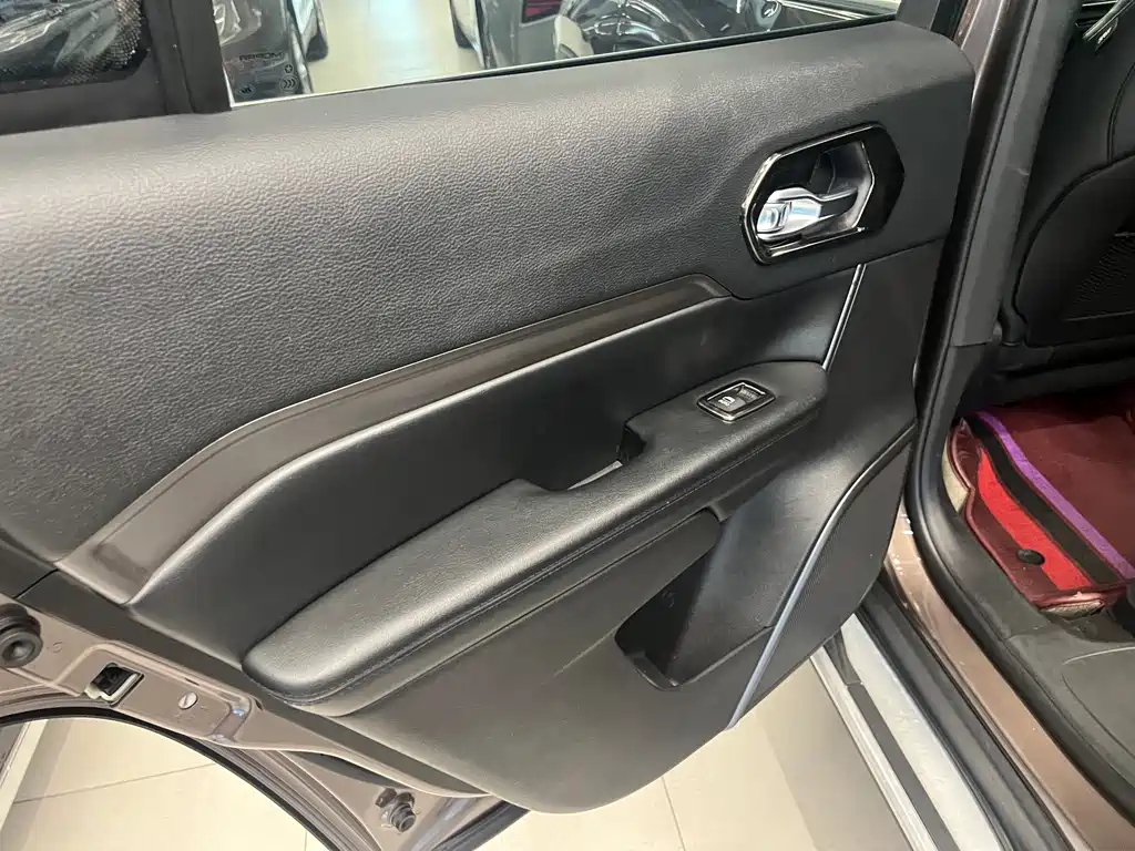 Commander 2018 2.0T 2WD Premium Edition National V купить на сайте DeffCars