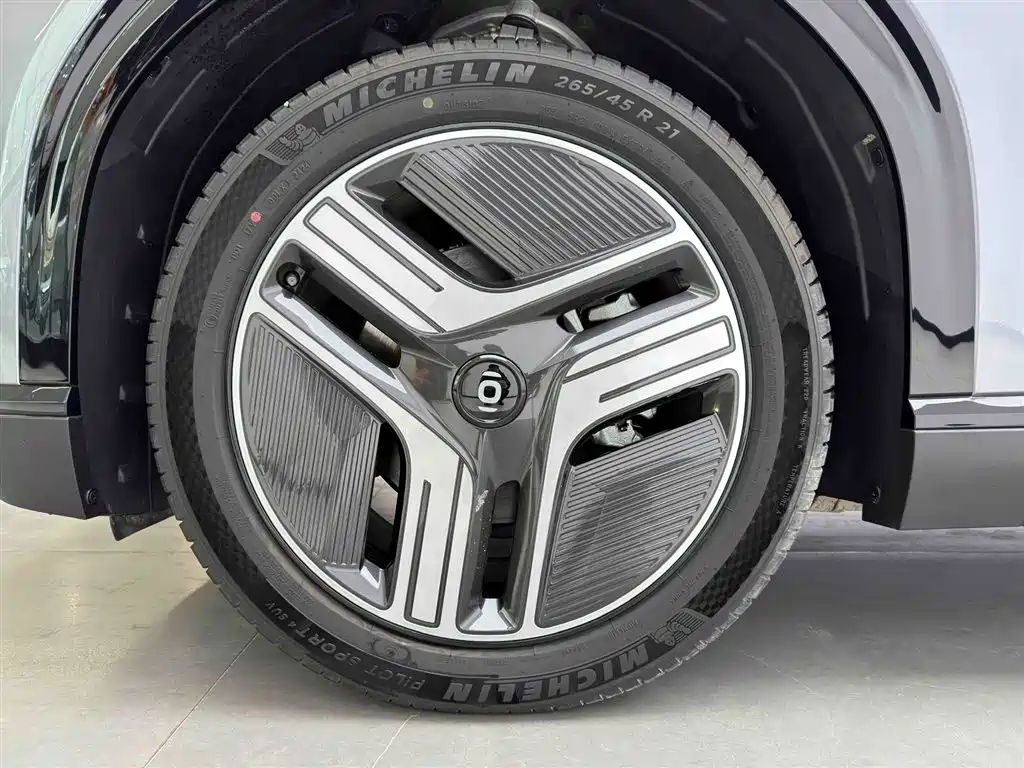 Changan Qiyuan E07 2025 pure electric four-wheel drive 90kWh Dacheng version купить на сайте DeffCars